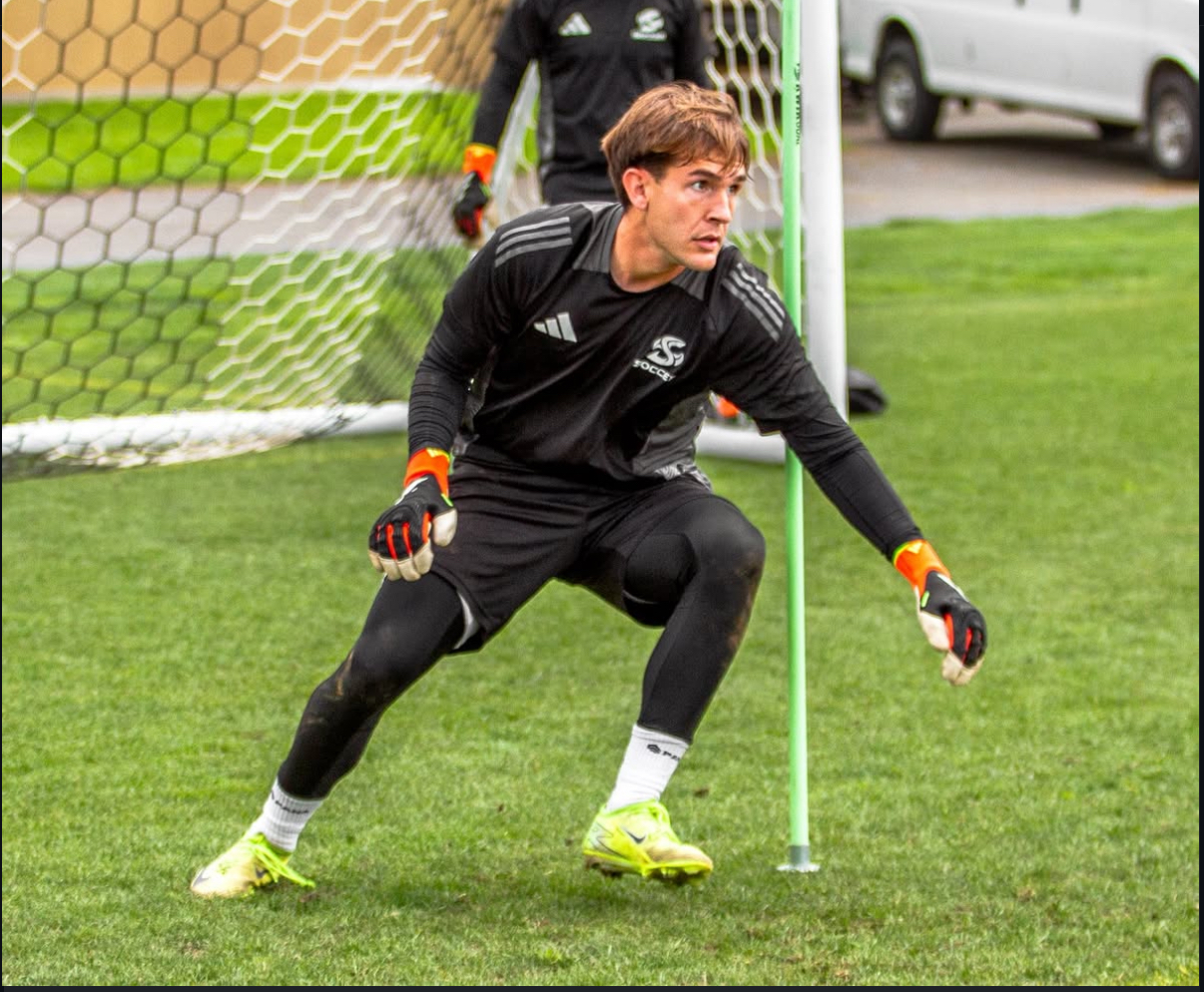 Lucas Bost — Sacramento State goalkeeper in training